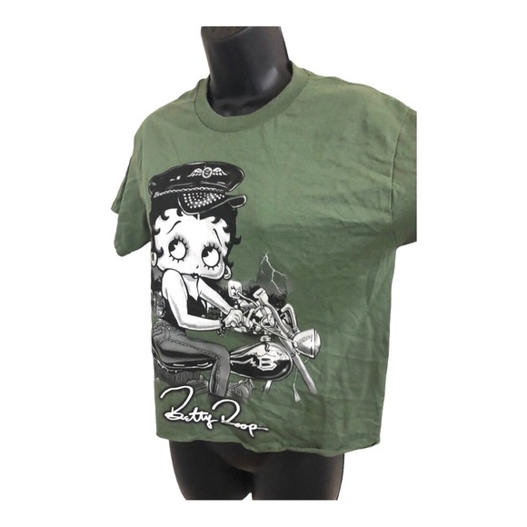 Betty Boop green betty on motorcycle graphic print cropped rolled hem tshirt - Picture 6 of 11